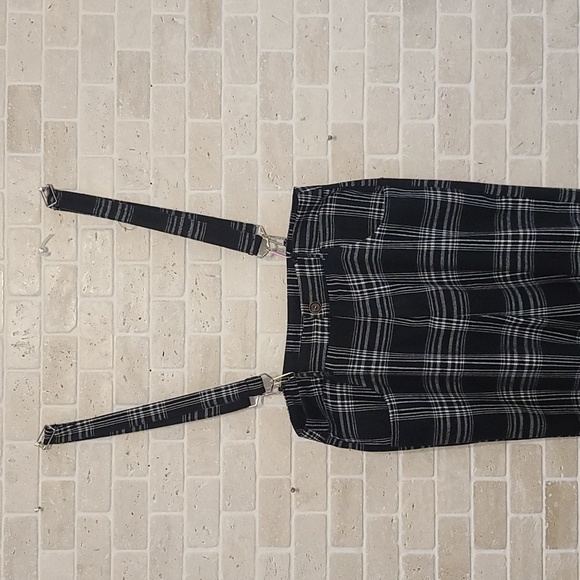 ROMWE Women's Black and White Plaid Pants with Suspenders (Sz M) - Picture 2 of 9